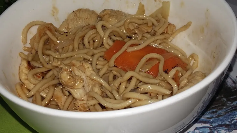 Wok Poulet Nouilles